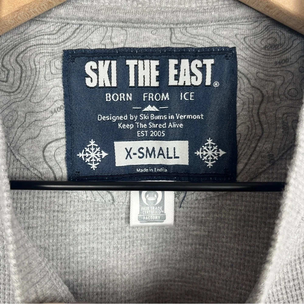 SKI THE EAST Men's Gray Thermal Long Sleeve T-Shirt Size XS Winter Ski Logo